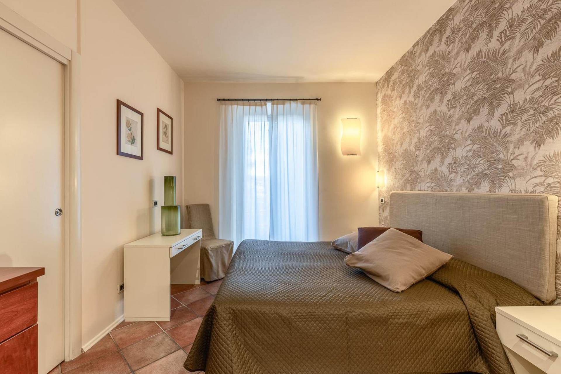 Residence Villa Firenze Аласио Екстериор снимка