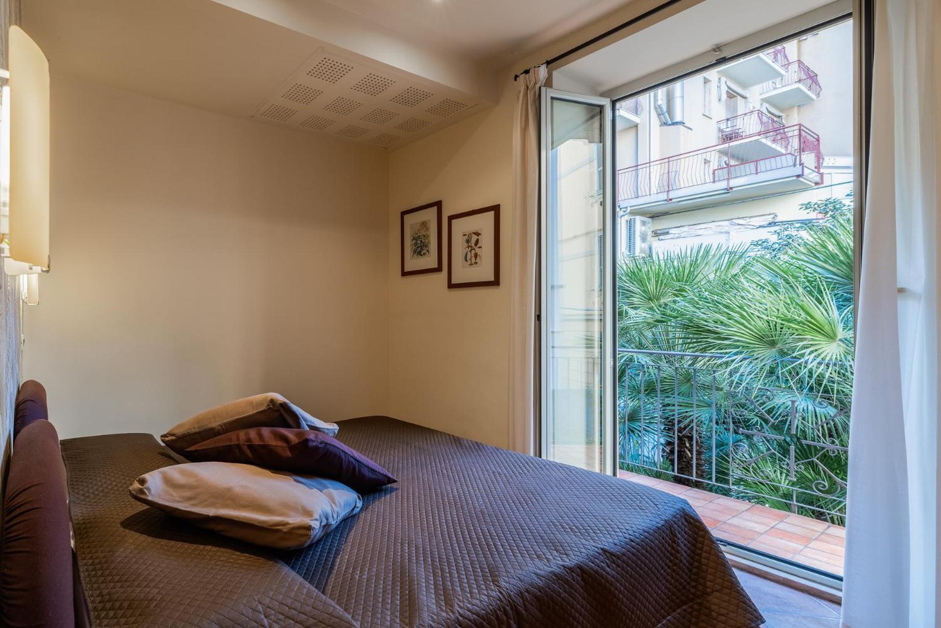 Residence Villa Firenze Аласио Екстериор снимка