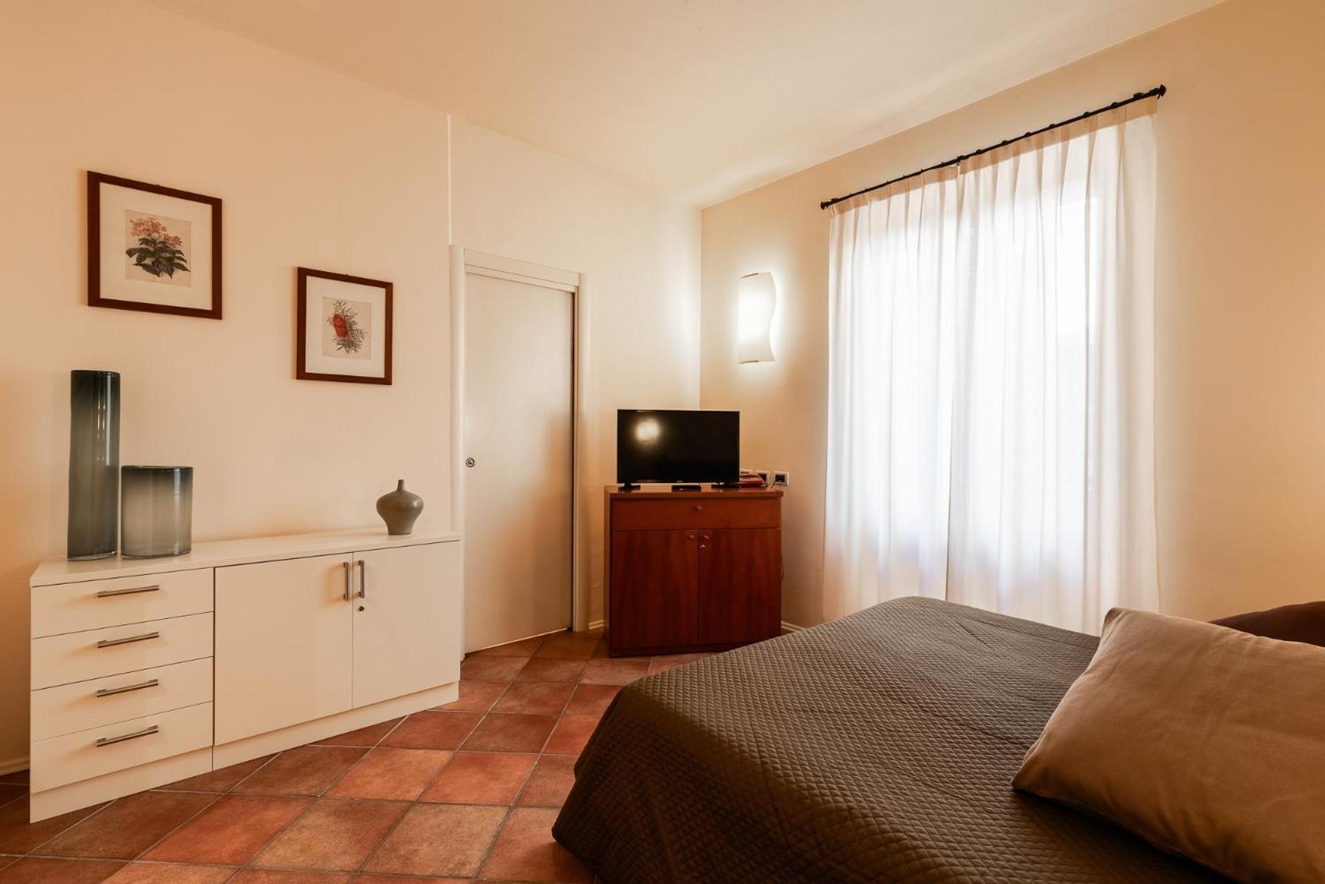 Residence Villa Firenze Аласио Екстериор снимка